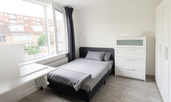 Kamer | m² onbekend | €1131,-