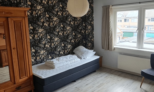 Kamer | 7m² | €932,-