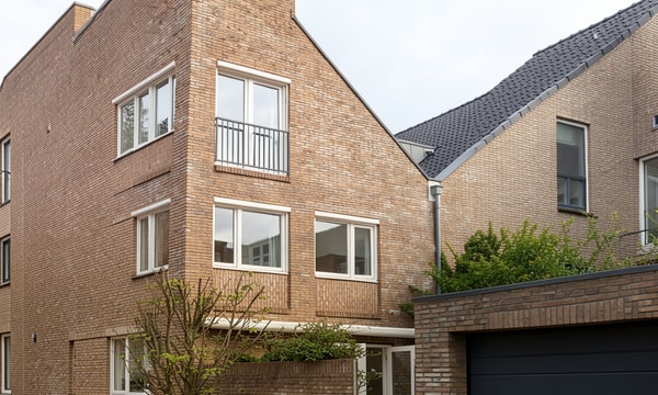 Huis | 123m² | €3950,-