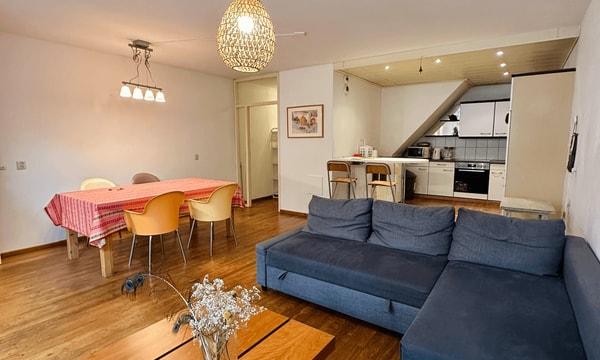 Huis | 95m² | €1726,-