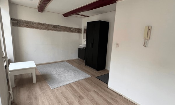 Kamer | 12m² | €695,-