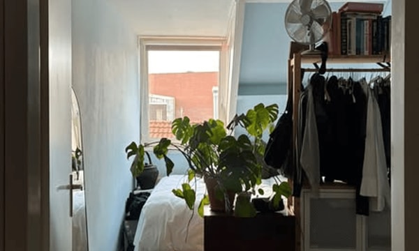 Kamer | m² onbekend | €700,-