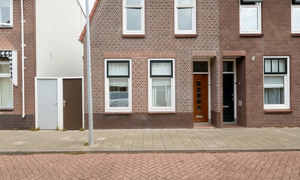 Huis | 98m² | €2175,-
