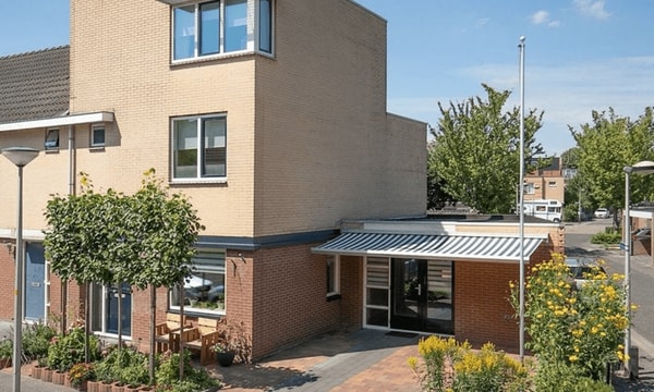 Huis | 110m² | €2050,-