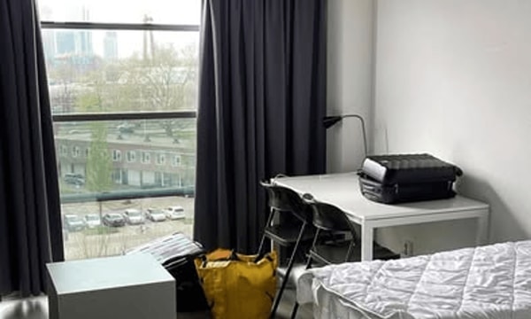 Studio | m² onbekend | €950,-