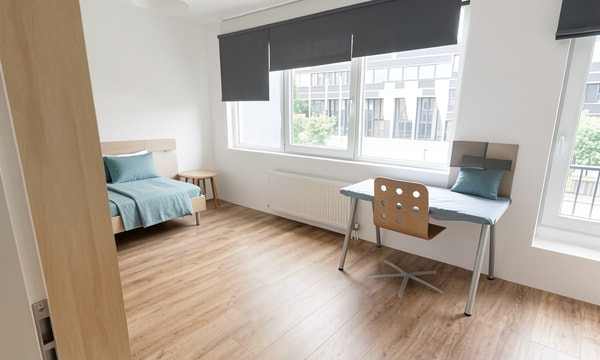 Kamer | m² onbekend | €720,-