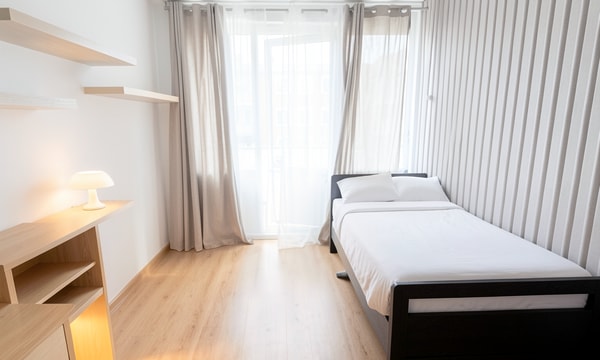 Kamer | m² onbekend | €568,-