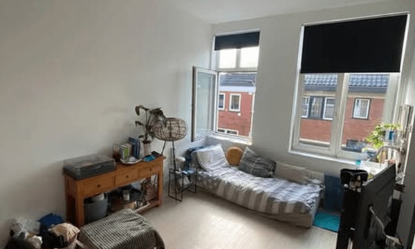Kamer | 25m² | €580,-