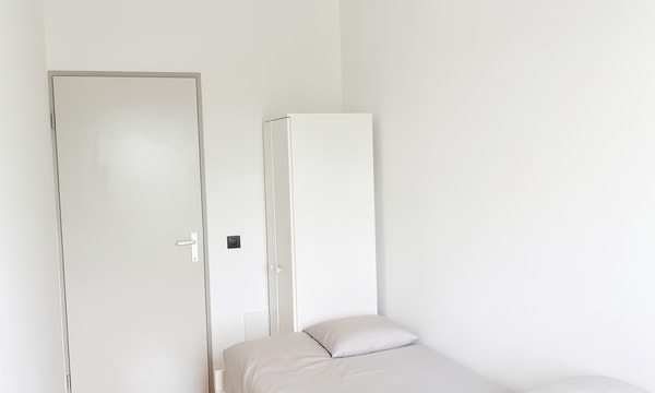 Kamer | m² onbekend | €700,-