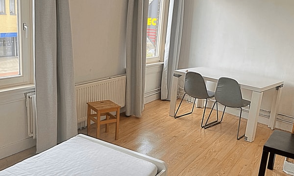 Kamer | 25m² | €695,-