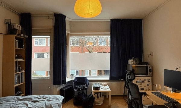 Kamer | 18m² | €695,-