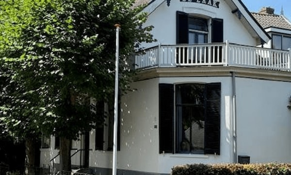 Huis | 198m² | €2350,-