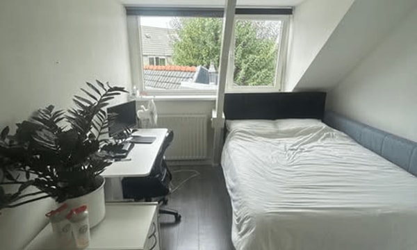 Kamer | 12m² | €458,-