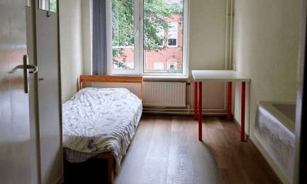 Kamer | 11m² | €700,-