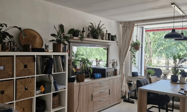 Kamer | m² onbekend | €1000,-