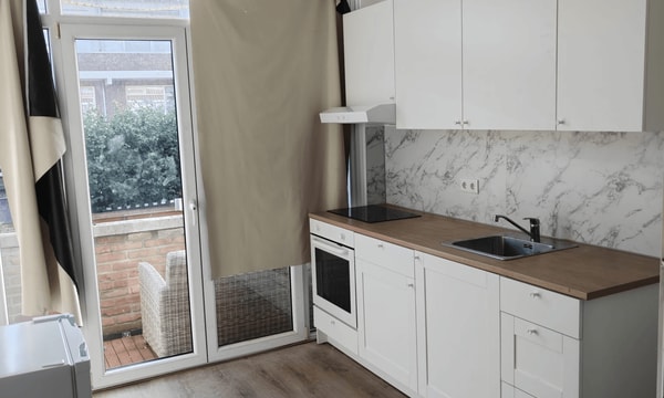 Kamer | m² onbekend | €675,-