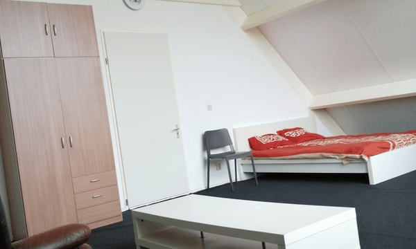 Studio | 55m² | €1295,-