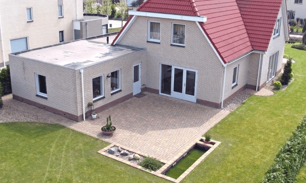 Kamer | 30m² | €1095,-