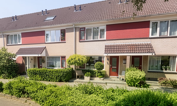 Huis | 98m² | €941,-