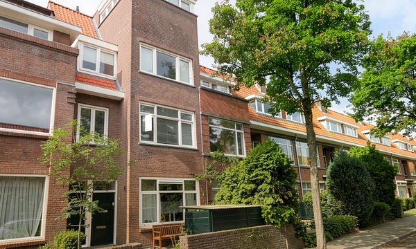 Huis | 105m² | €2770,-