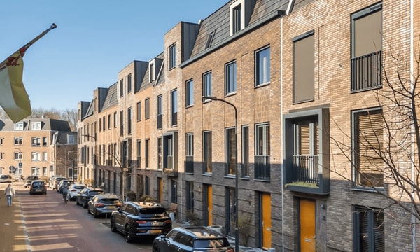 Huis | 199m² | €3250,-