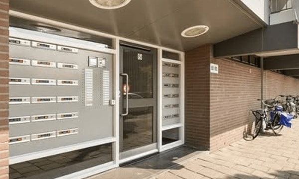 Kamer | m² onbekend | €857,-