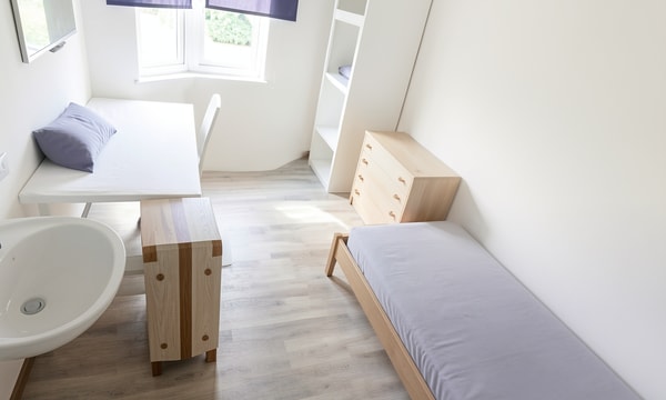 Kamer | m² onbekend | €440,-