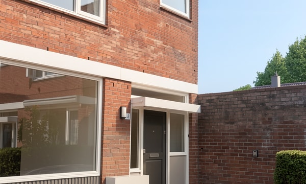 Huis | 82m² | €770,-