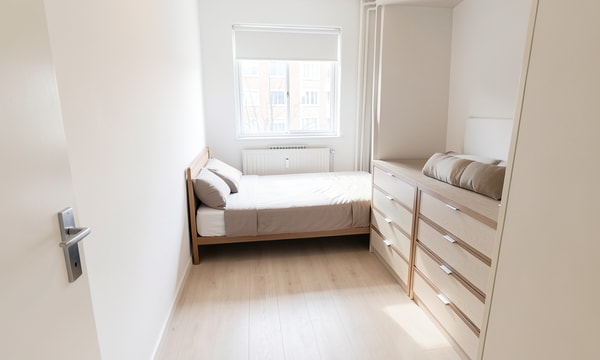 Kamer | m² onbekend | €1050,-