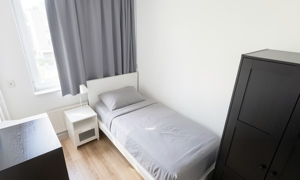 Kamer | 8m² | €485,-