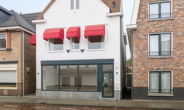 Huis | 122m² | €3260,-