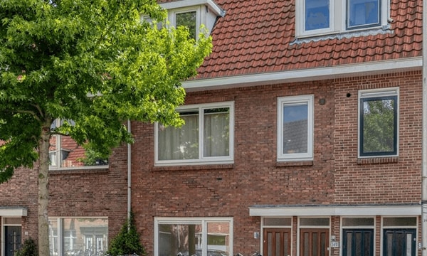 Huis | 90m² | €2395,-