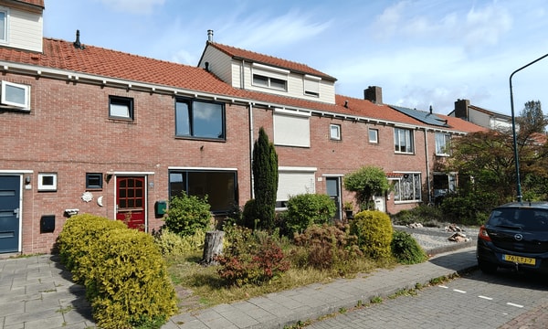 Huis | 132m² | €1975,-