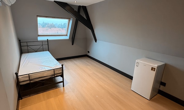 Kamer | 12m² | €898,-