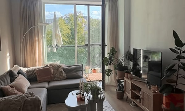 Kamer | m² onbekend | €950,-