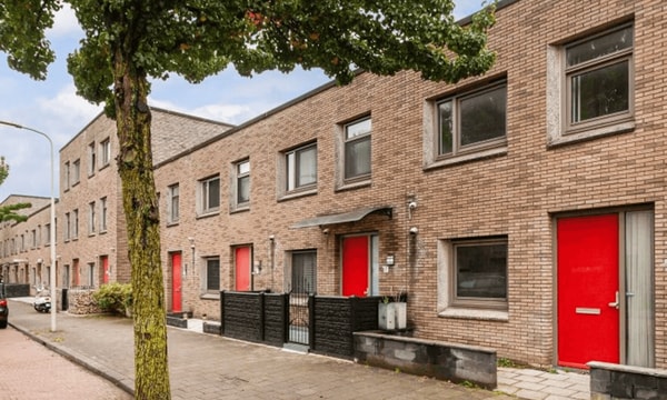 Huis | 104m² | €2195,-