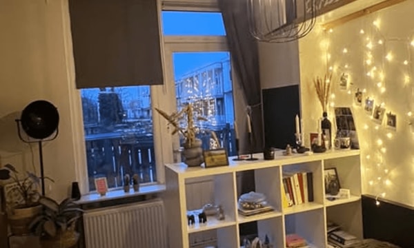 Kamer | m² onbekend | €360,-