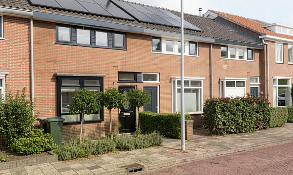 Huis | 94m² | €2600,-