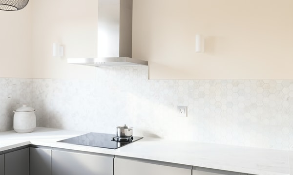 Kamer | m² onbekend | €1100,-