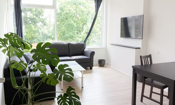 Kamer | 90m² | €1000,-