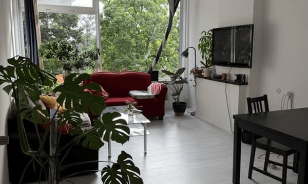 Kamer | 90m² | €1000,-