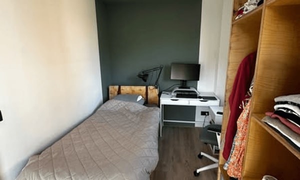 Kamer | m² onbekend | €950,-