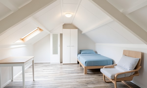 Kamer | 16m² | €1200,-