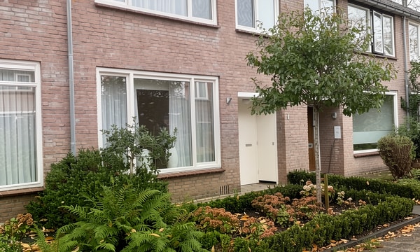 Huis | 128m² | €2150,-
