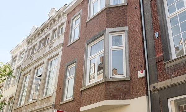 Studio | 32m² | €1200,-