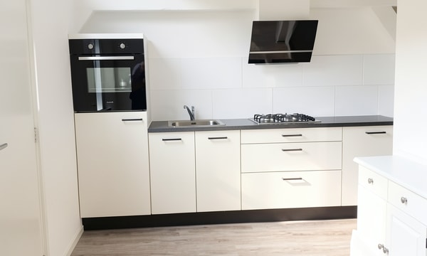 Huis | 50m² | €1250,-