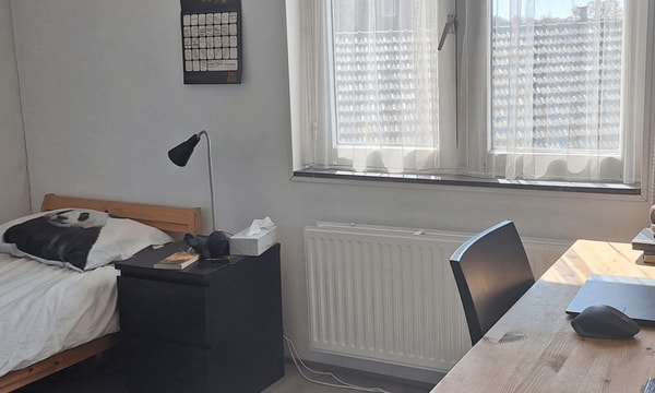 Kamer | 34m² | €975,-