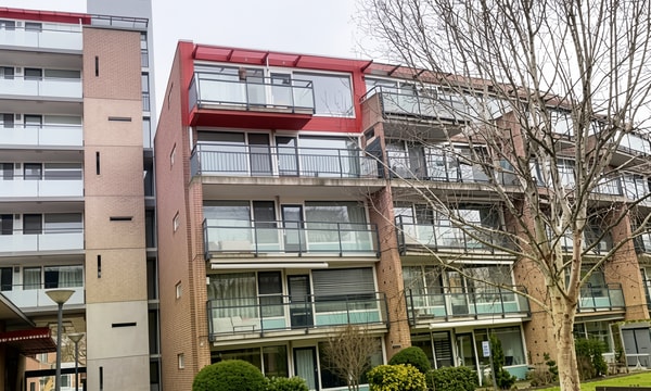 Huis | 66m² | €976,-