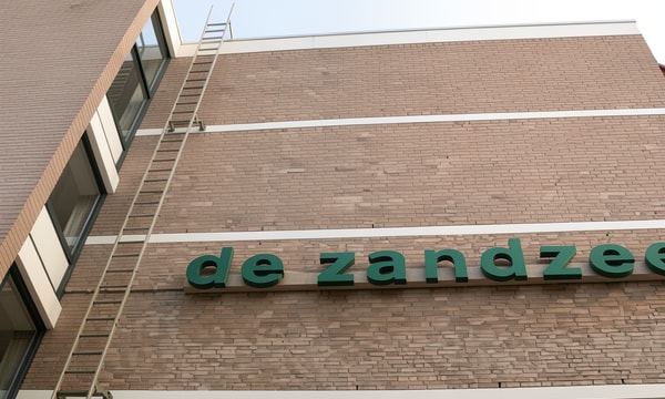 Huis | 64m² | €889,-