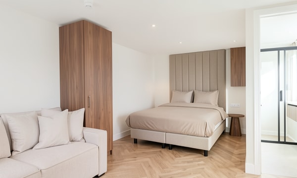 Studio | 35m² | €2200,-